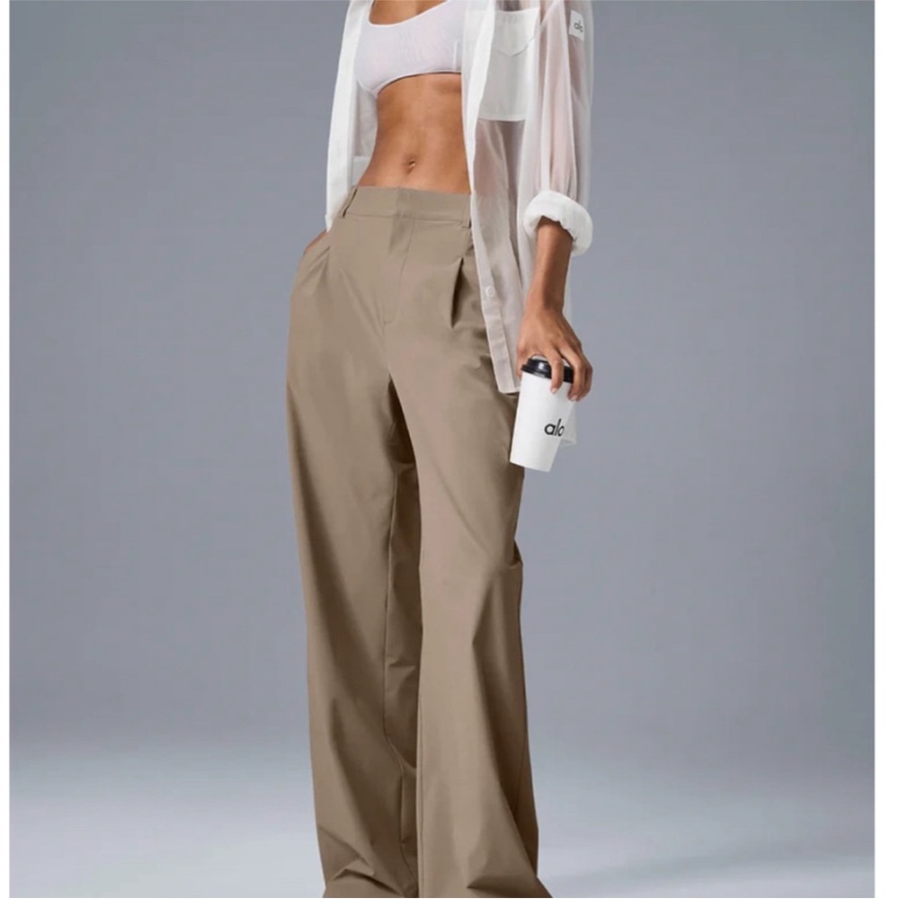 ALO Yoga Tan Wide-Leg Trousers